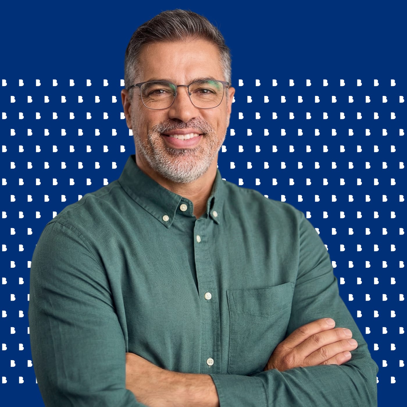 A smiling Bell representative in professional attire, inviting clients to learn more about our solutions by connecting with an IoT expert.